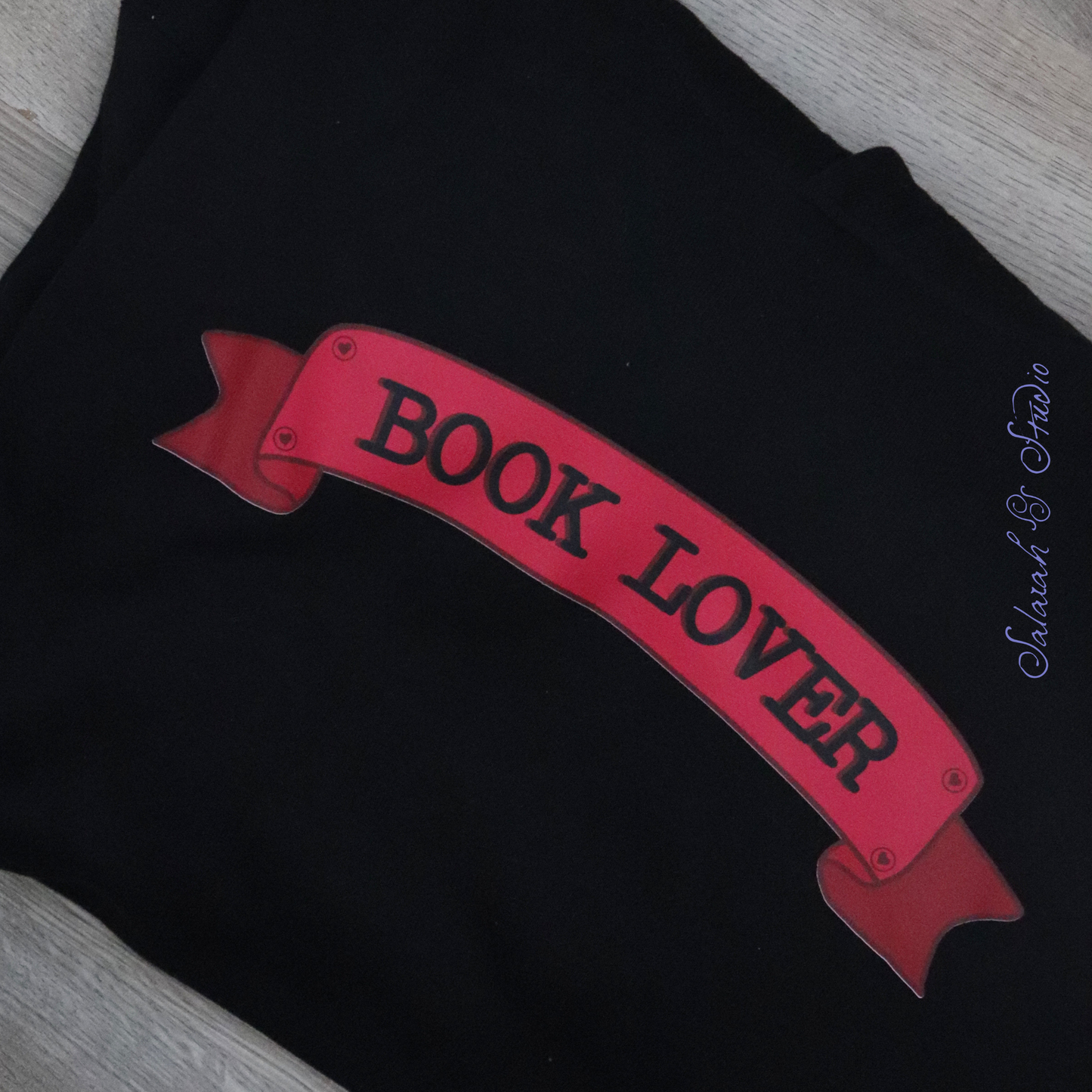 Sweatshirt | ‘Book Lover’ | Cosy Reader Gift | Black
