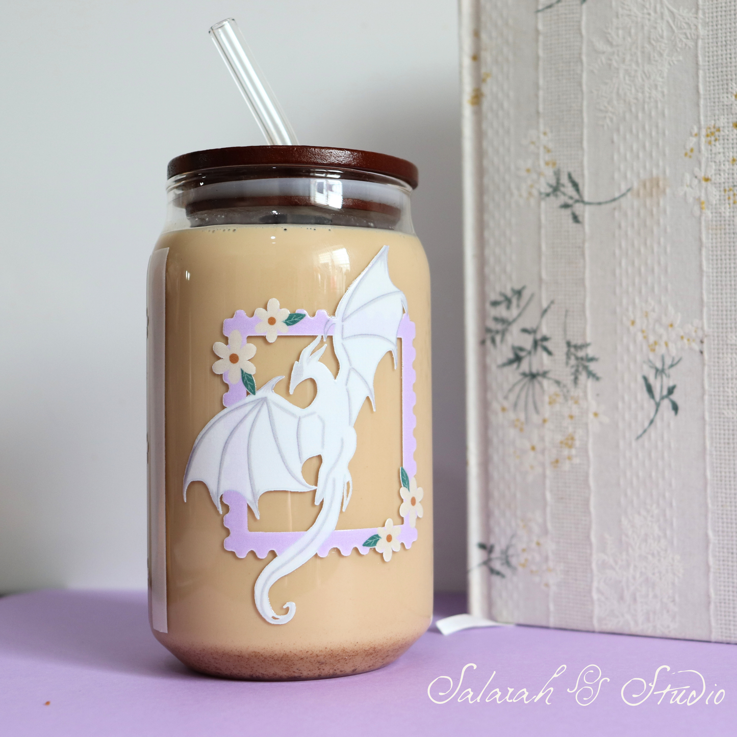Dragons and Daisies - Glass Tumbler with Straw (500ml)