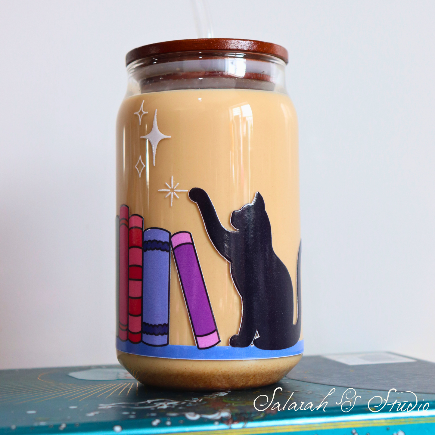 Pawsitively Booked - Glass Tumbler with Straw (500ml)